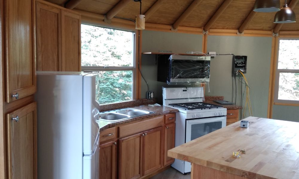 Can You Add a Kitchen to Your Yurt Cabin?