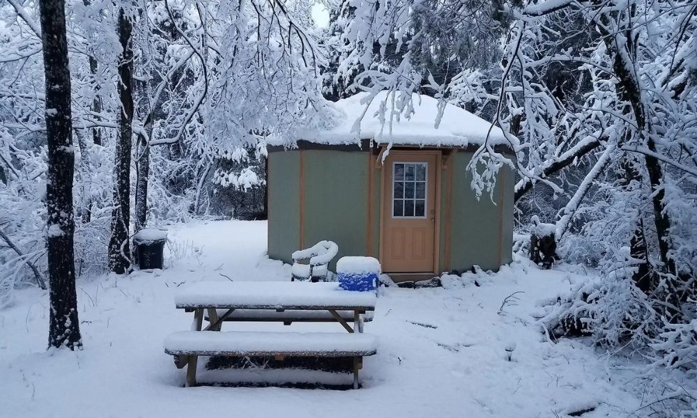 How Much Snow Can a Yurt Cabin Roof Hold?